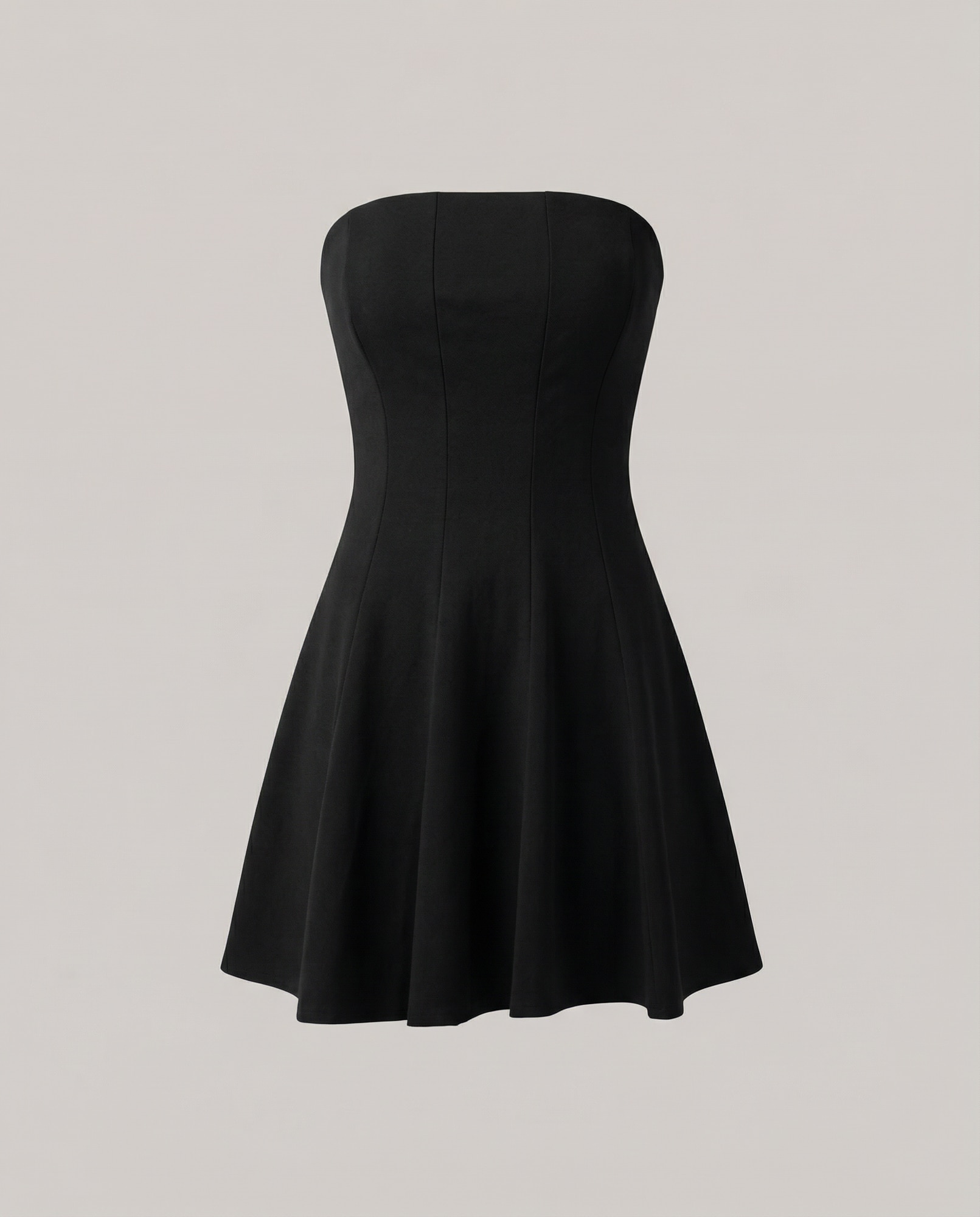 Abito attillato con scollo dritto - nero