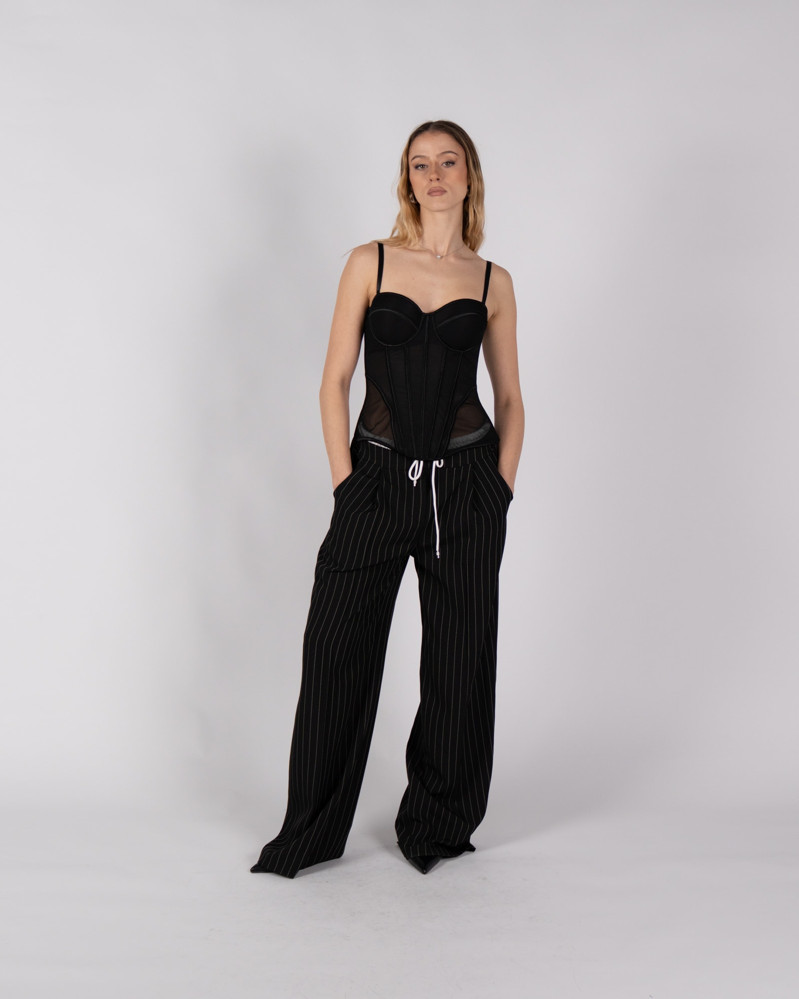 Pantaloni con finto boxer gessato - nero