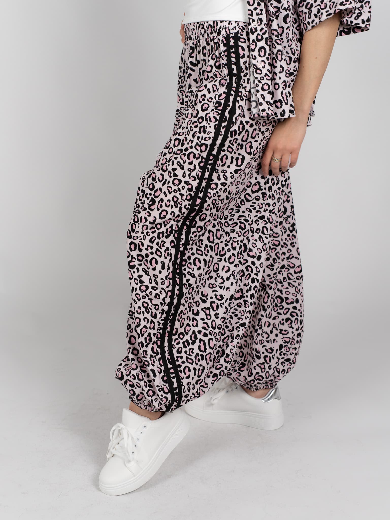 Pantaloni cargo tuta maculato -rosa