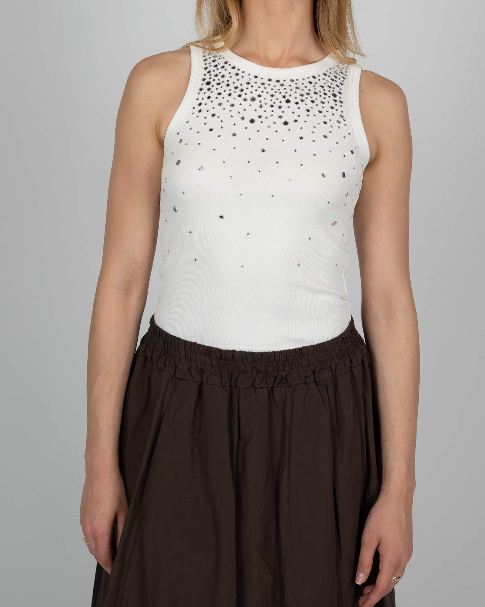 Top a costine con strass- bianco